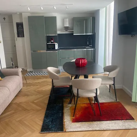 Апартаменты Mentone, A 80 Mt Dal Mare *