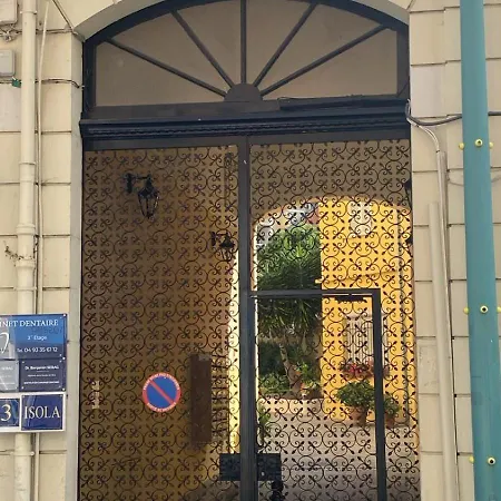 아파트 Mentone, A 80 Mt Dal Mare *