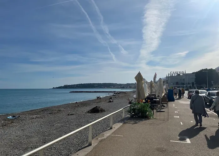 Mentone, A 80 Mt Dal Mare * Μεντόν