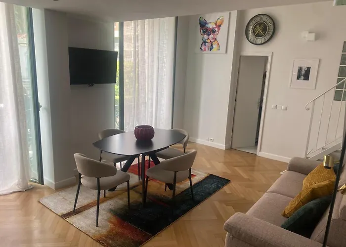 Mentone, A 80 Mt Dal Mare Apartamento Menton